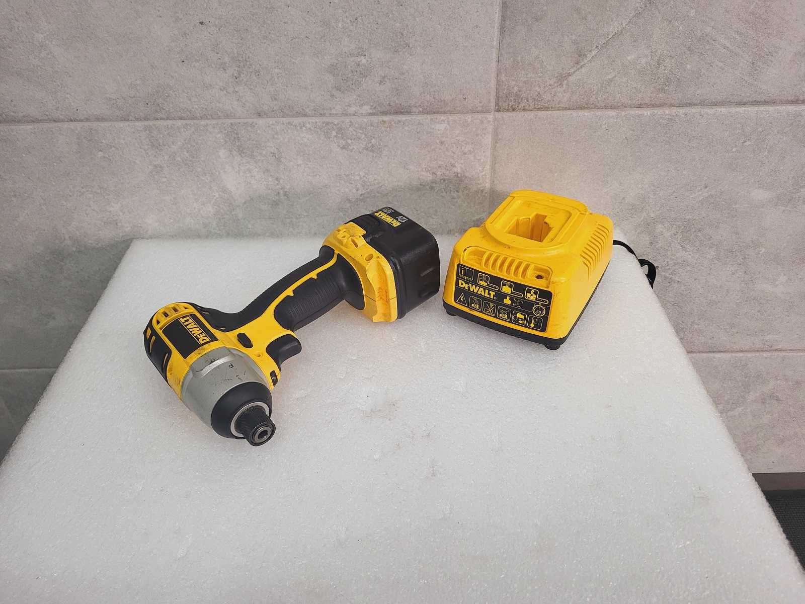 Zakrętarka Wkrętarka Klucz DeWALT DC845 +Aku 2,6Ah + Ładowarka