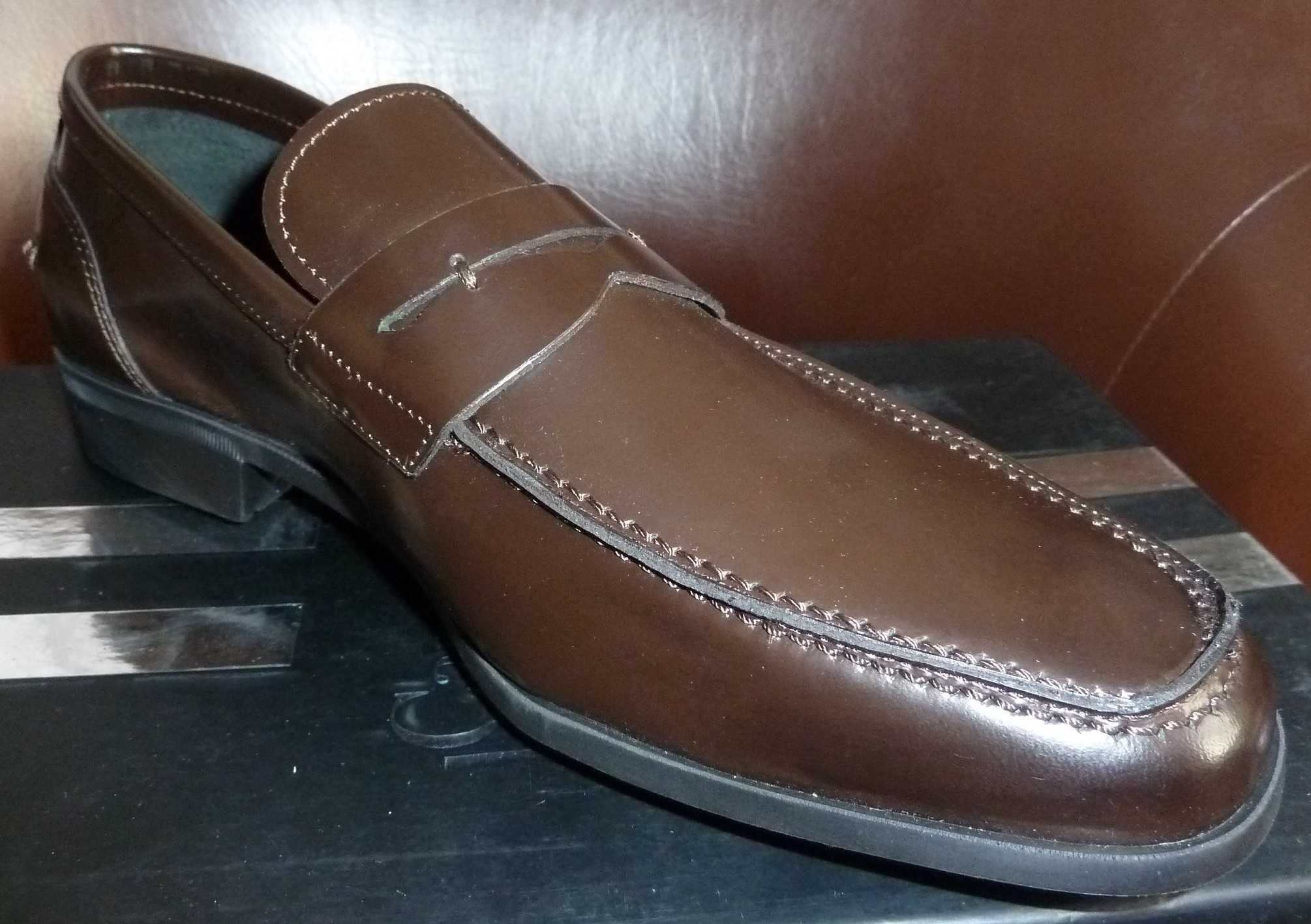 Sapatos novos italianos castanhos Campanile 40