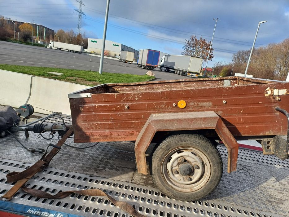 Przyczepa samochodowa przyczepka lekka