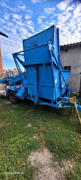 Kombajn Bolko do cebuli,ziemniaków i warzyw