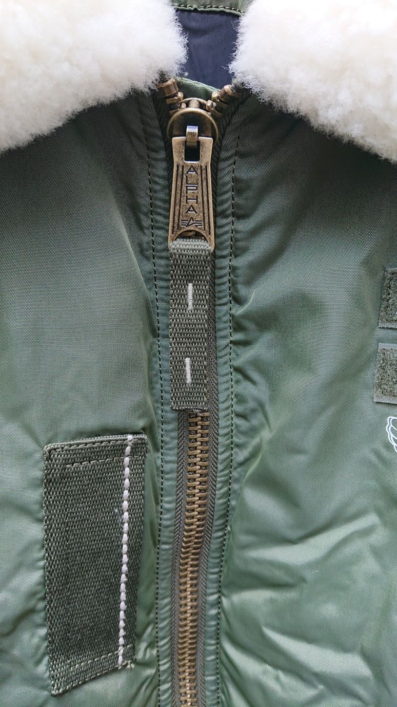 Alpha Industries Injector 3 Air Force zielona oliwkowa kurtka pilotka.