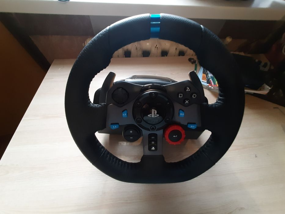 Руль от компании Logitech  руль Logitech g29+кпп