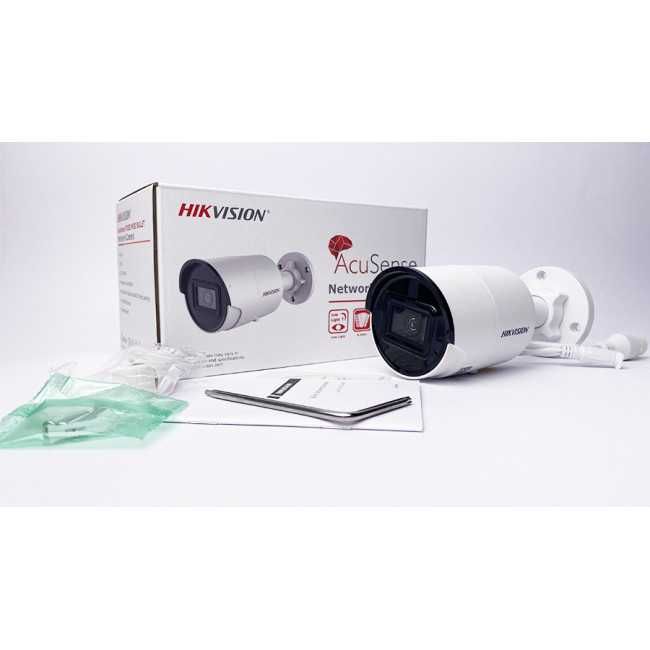 ІР Відеокамера Hikvision DS-2CD2043G2-IU 4 МП, зі звуком