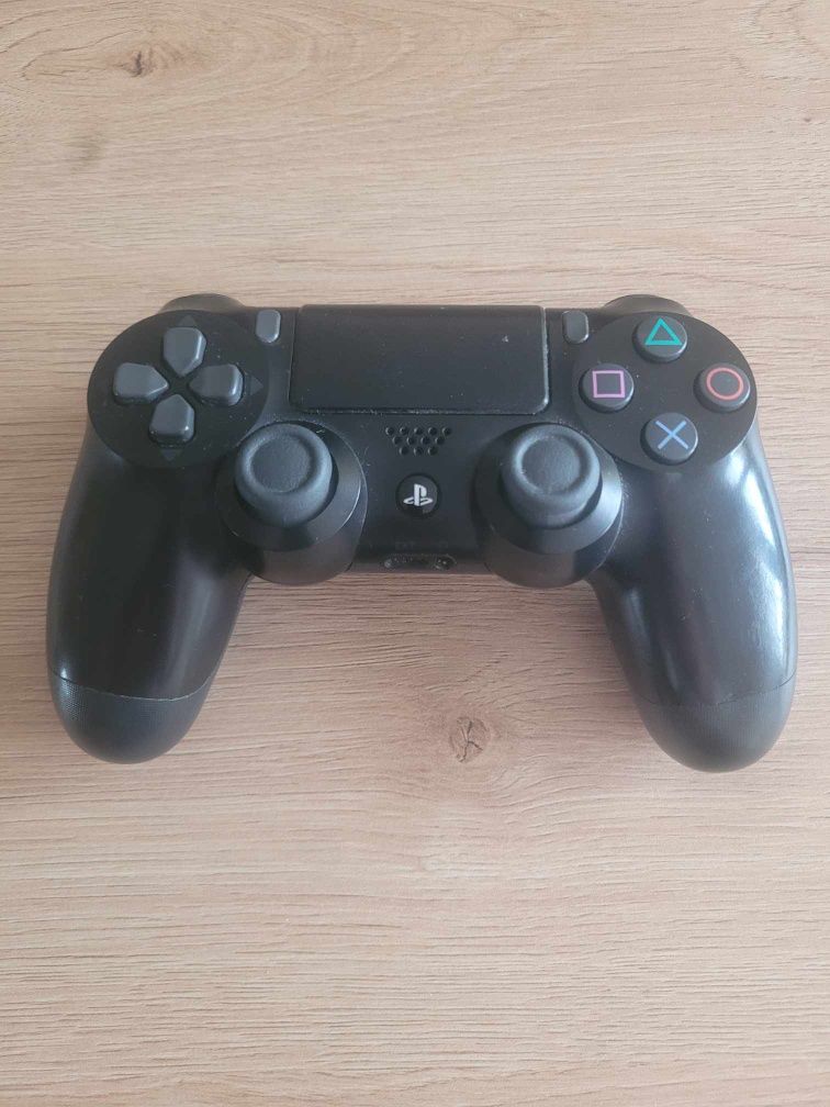 Pad ps4 kontroler