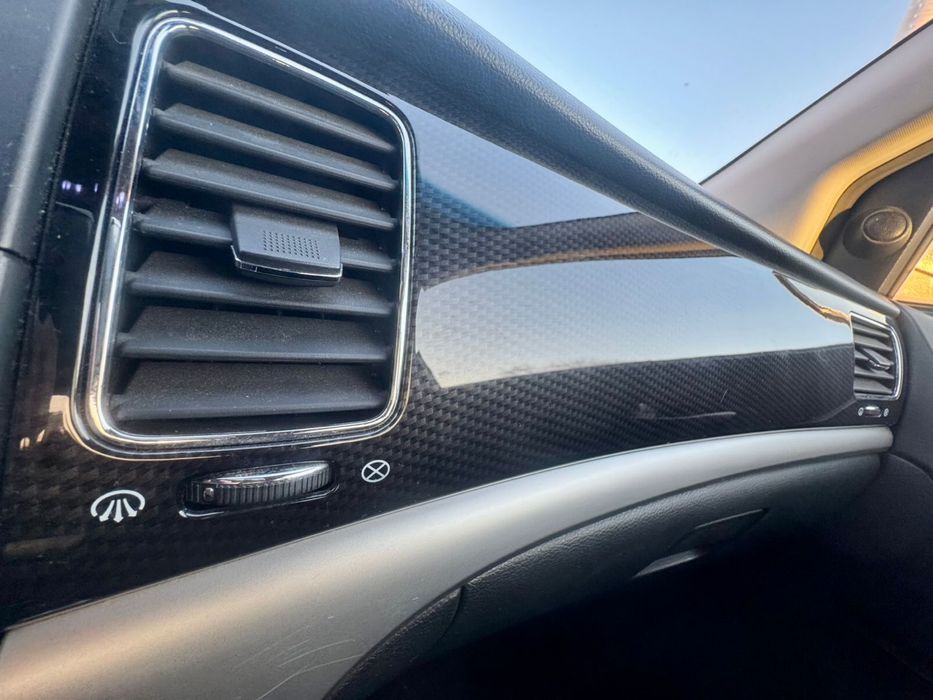 Продам авто SsangYong Korando 2012