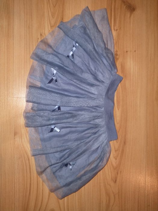 Spódniczka na elegancko z tiulem r.80/86