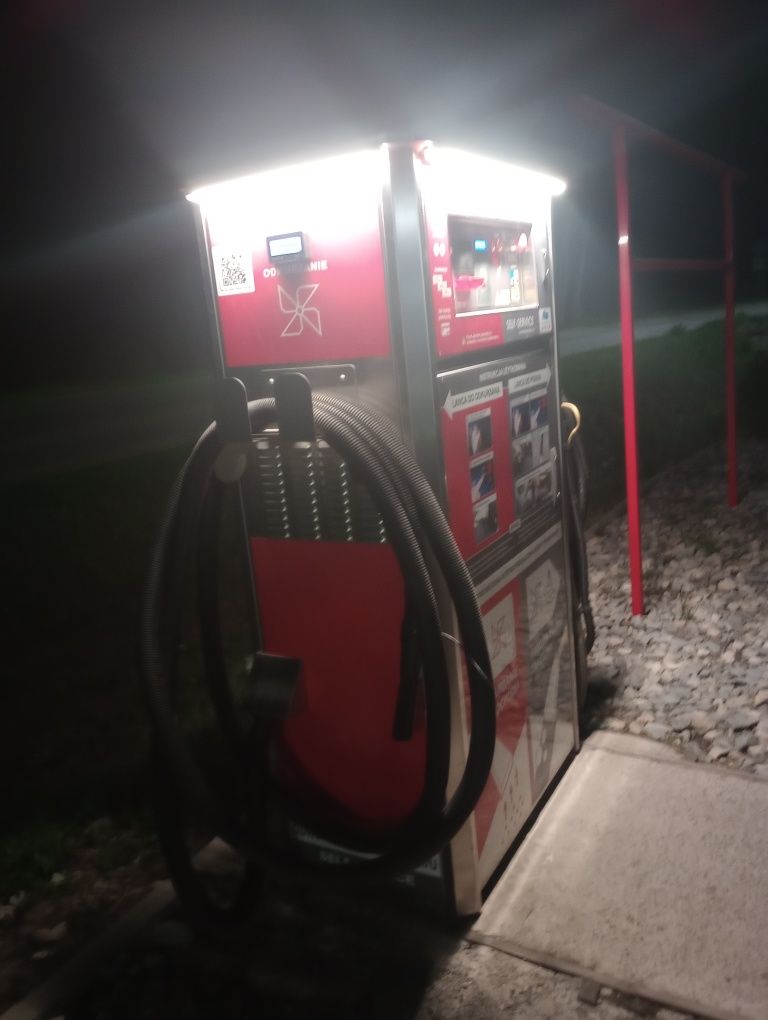 Odkurzacz piorący parowy  samoobsługowy pranie tapicerki parą wodną