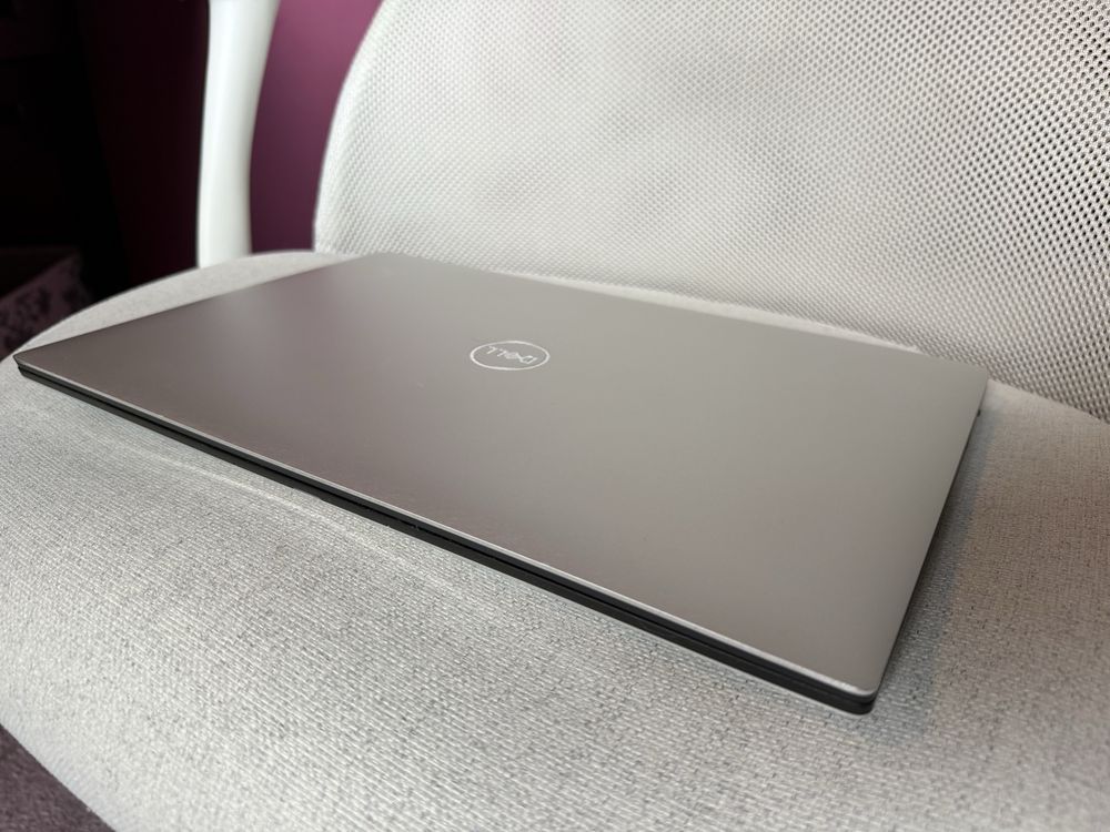 Laptop Dell XPS15 9570 i78750H 16GB RAM GTX 1050ti