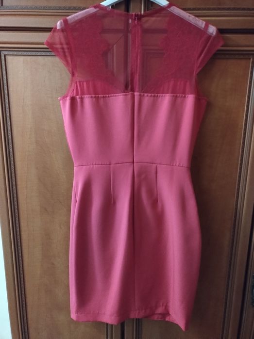 Śliczna sukienka 38