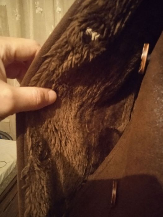 Продам женскую натуральную дублёнку