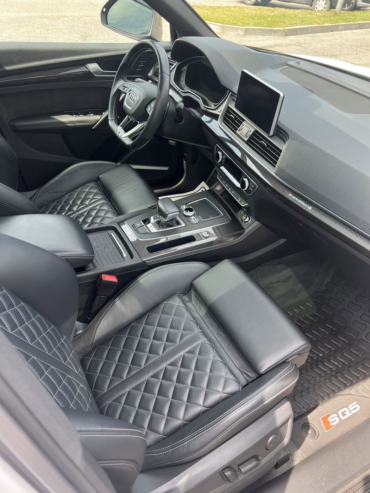 Audi SQ5 Prestige 2019 переодіта в рестайл 2022року