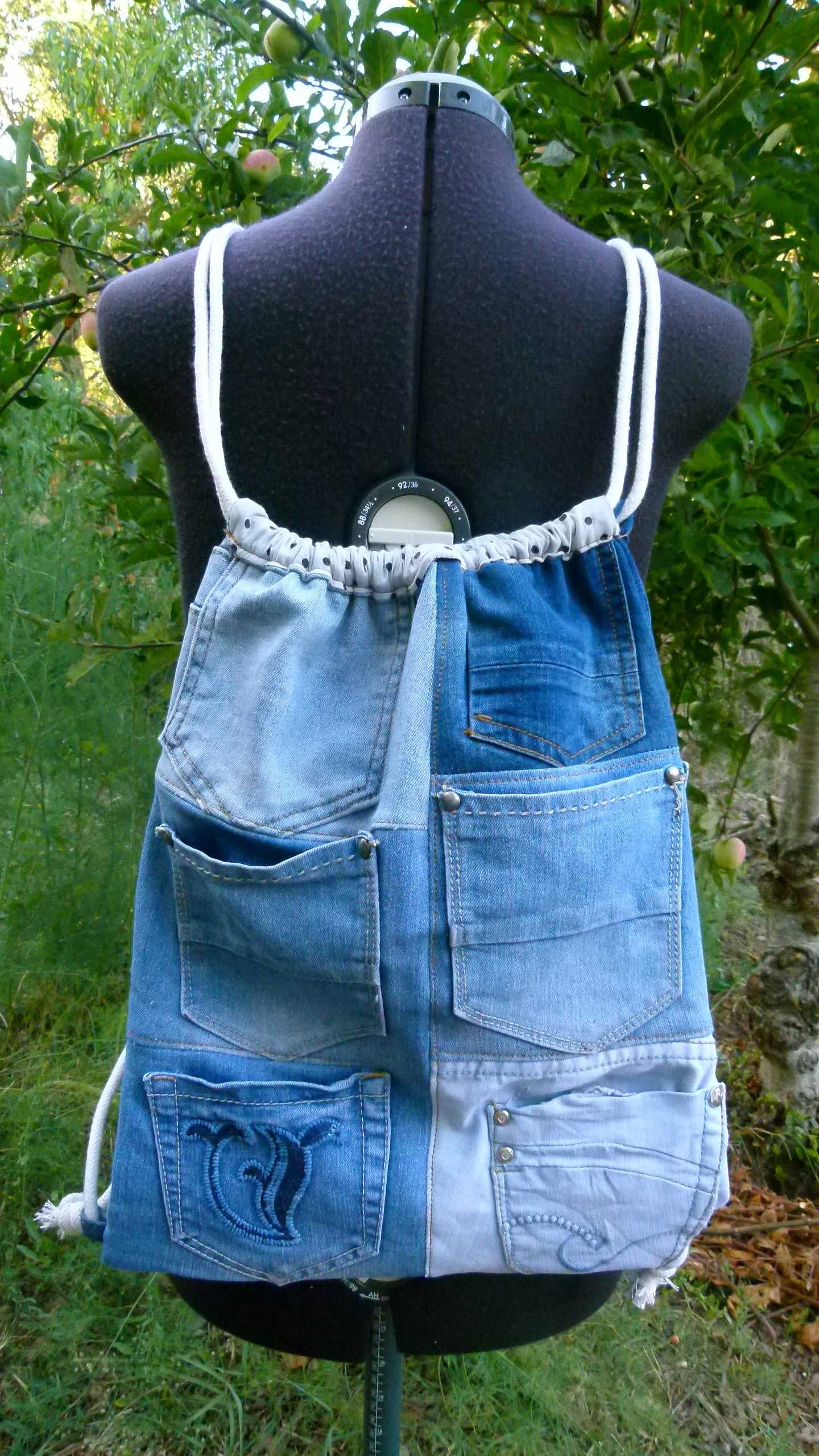 Mochila de ganga com cordão e bolsos feita à mão