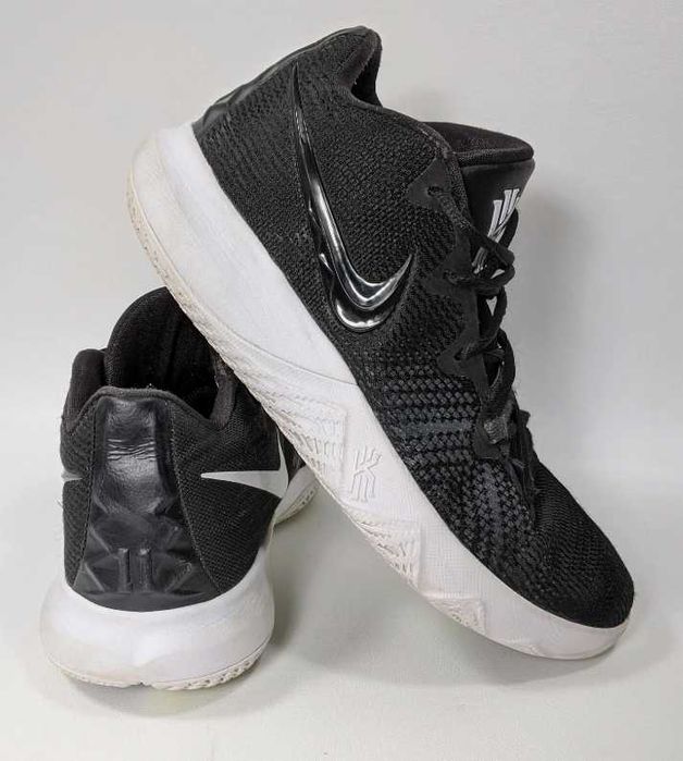 Баскетбольные кроссовки Nike Kyrie Flytrap, 43-43,5 р.