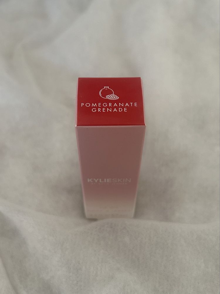 Kylie Skin by Kylie Jenner Lip Oil olejek błyszczyk do ust