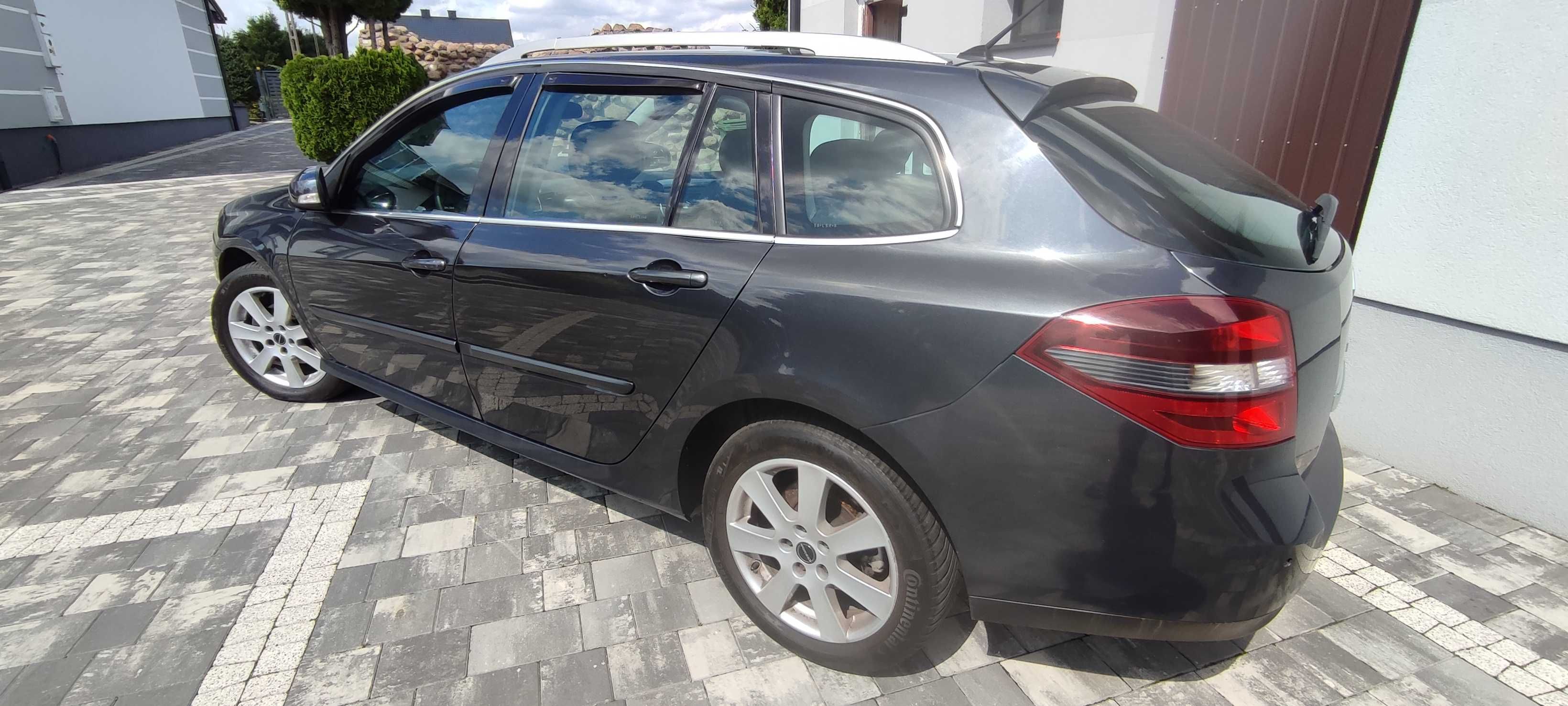 Zadbana Renault Laguna 3-2.0 Benz.Rok 2010/11-Bez wkładu finansowego.