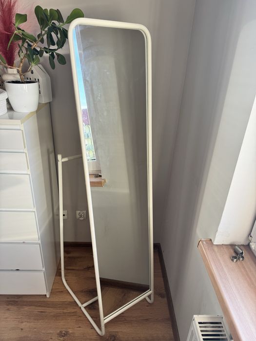 Ikea Knapper lustro stojace