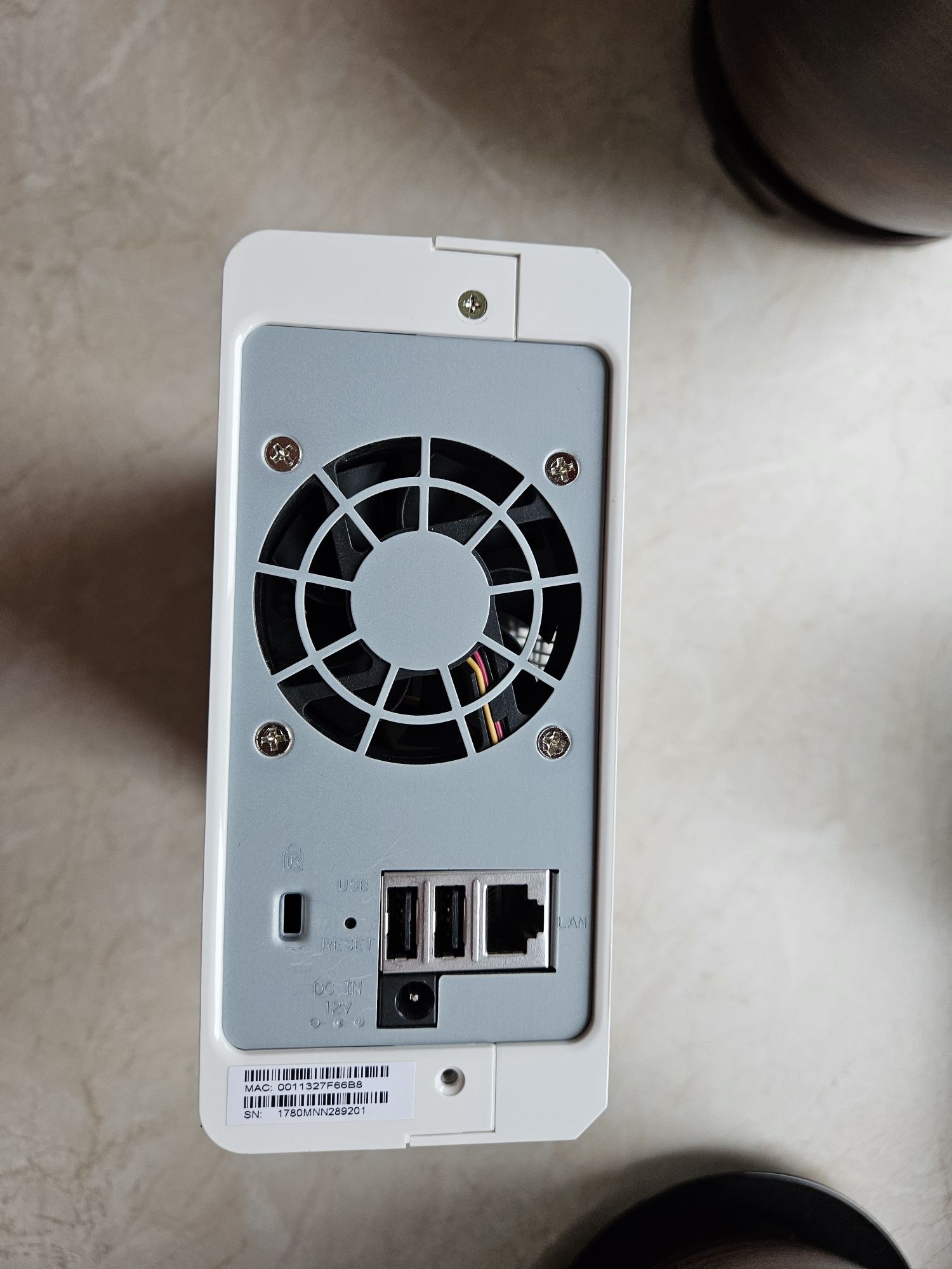 Synology Ds115j nas