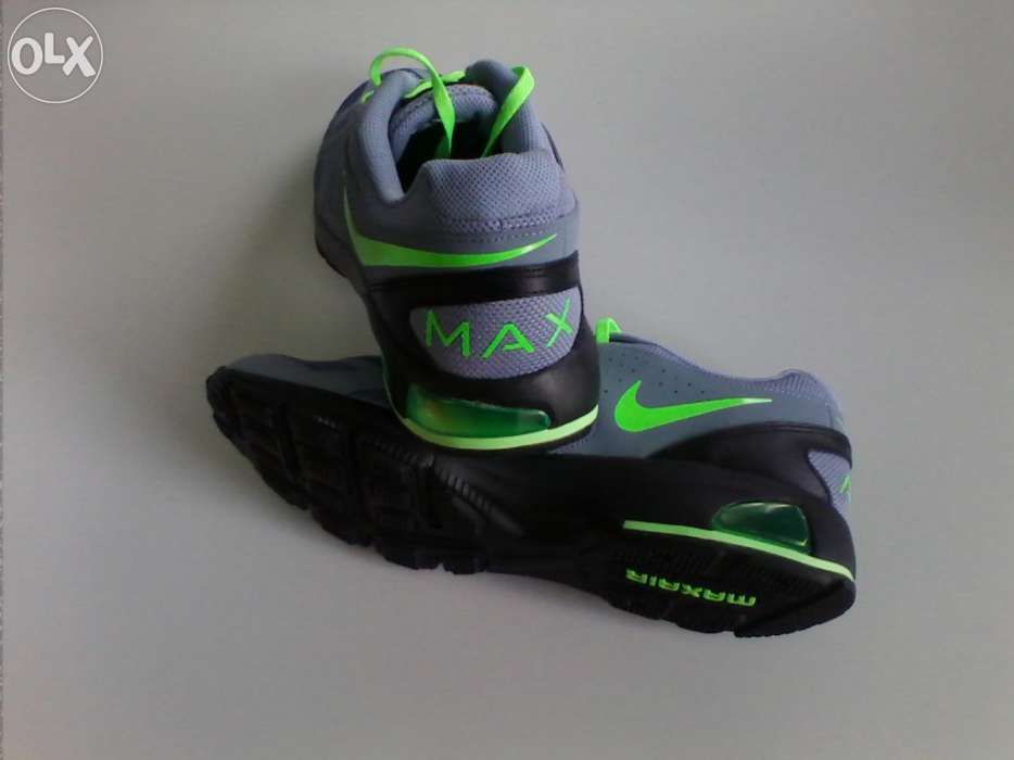 RUNNING Nike Air max n.º 44 - NOVOS e originais