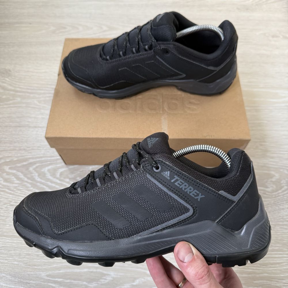 Кроссовки Adidas Terrex оригинал размер 42,5 (27 см)