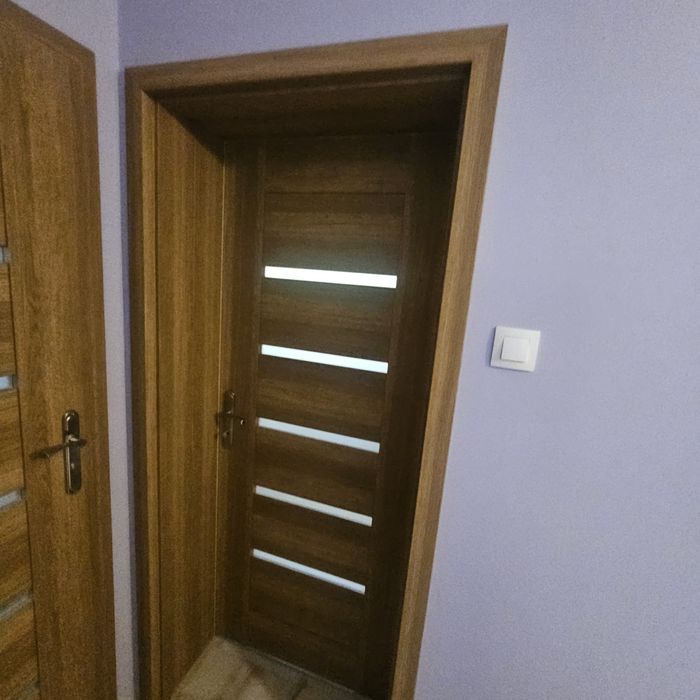 Drzwi Pol-Skone Sempre 70 cm złotych dąb z futryną