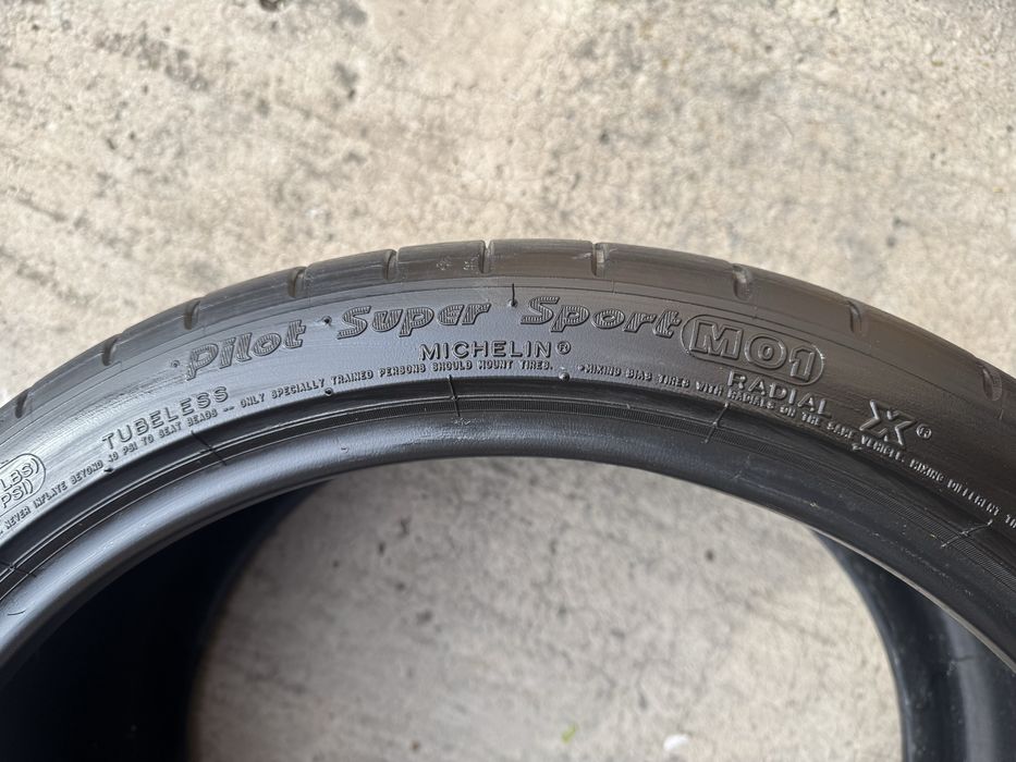 285 30 19 michelin pilot super sport