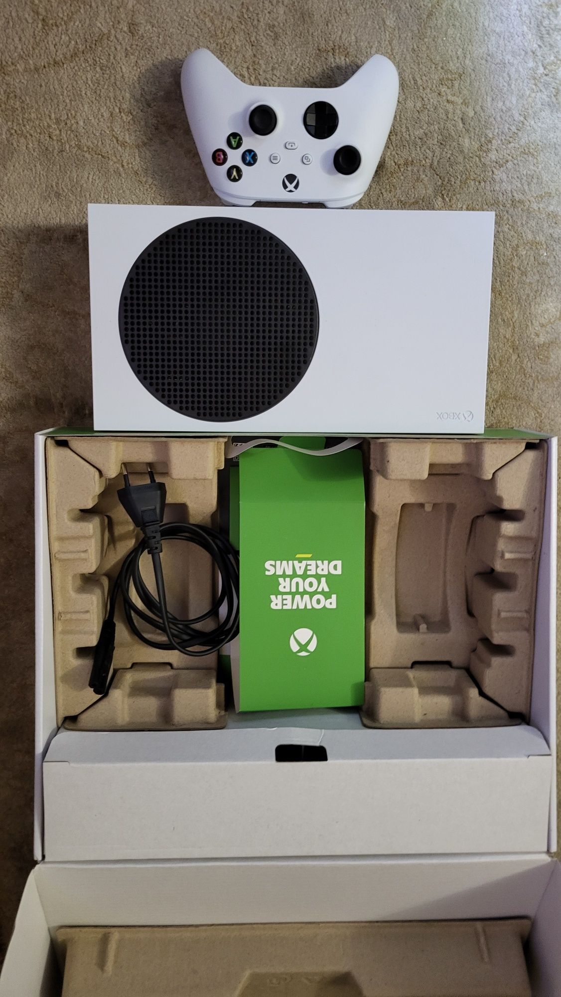 Xbox series S jak nowy
