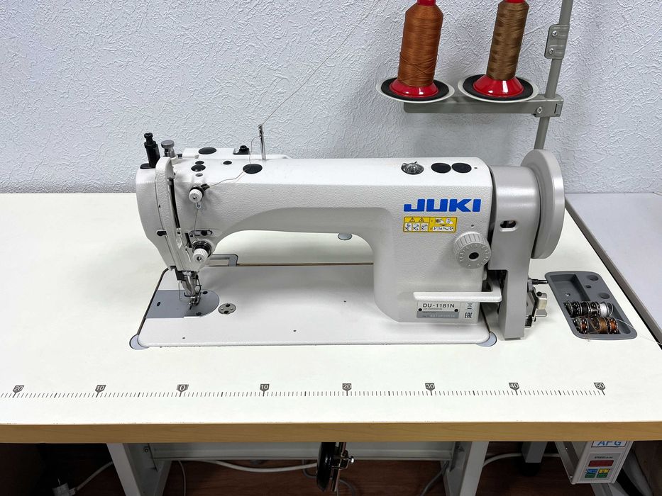 Швейна машина Juki DU-1181N
