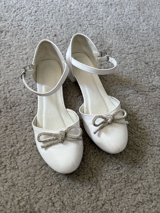 Buty komunijne 36