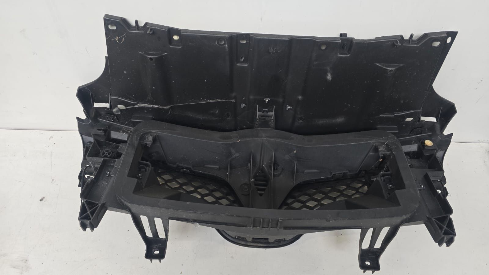 Grill Renault Twingo III atrapa chrom