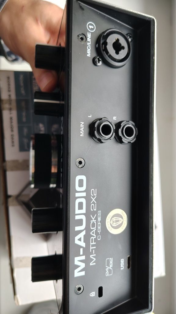 Audio interfejs M-Audio M-Track 2x2
