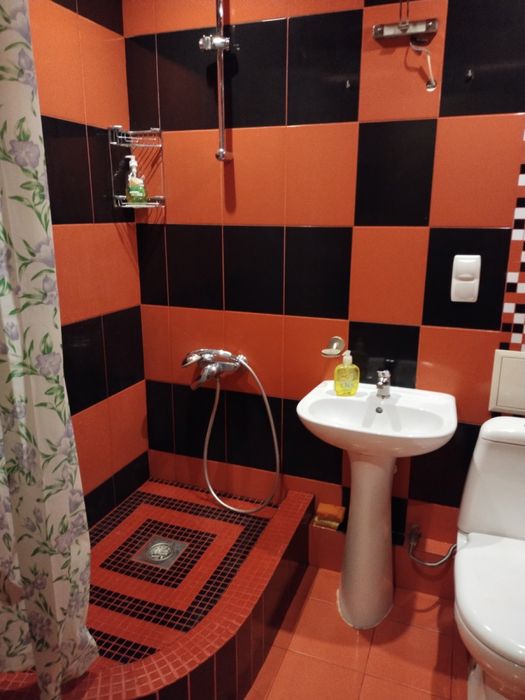 Центр, алмазний, недорого, подобово в Полтаві