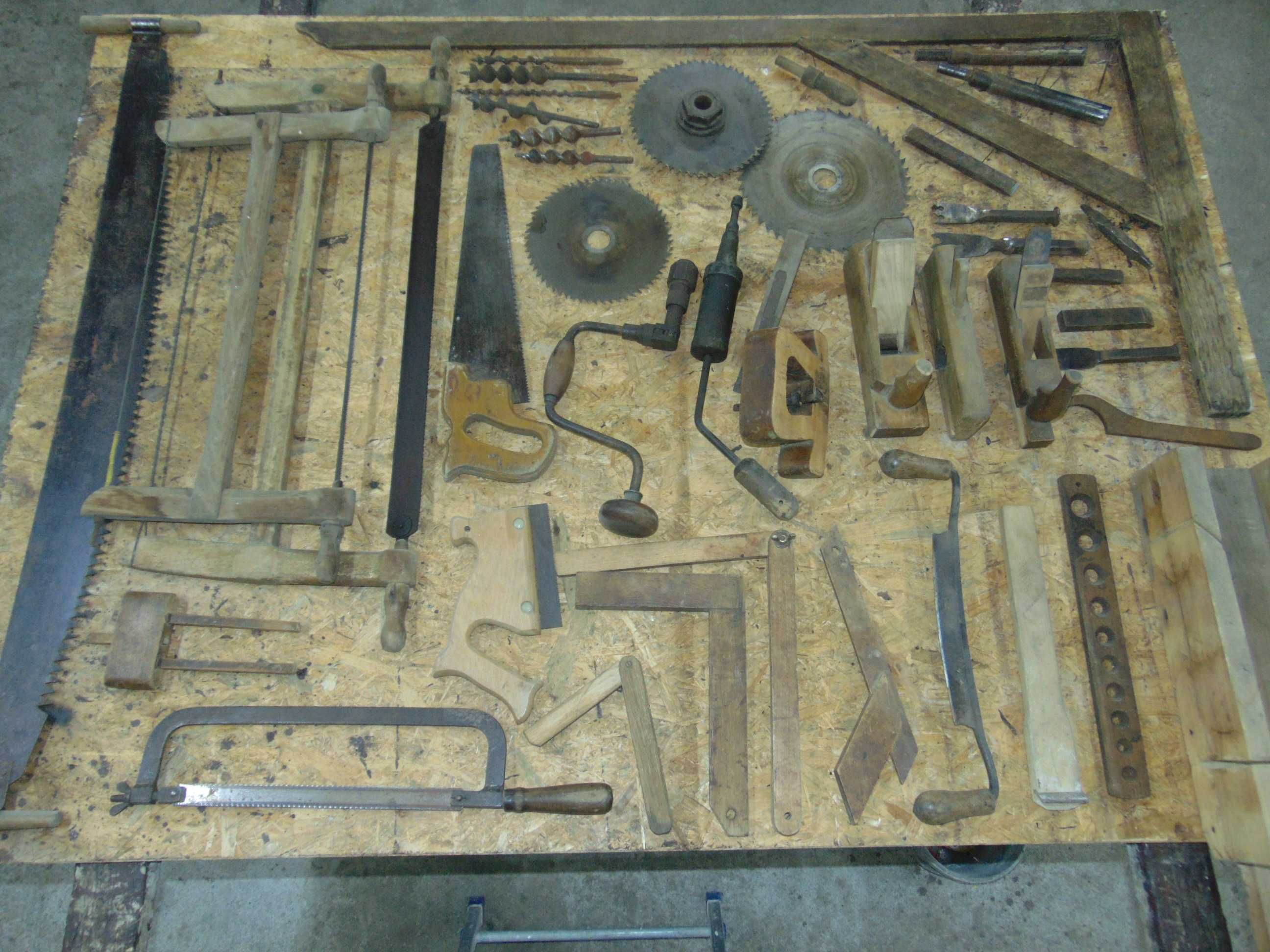 zabytkowe narzędzia stolarskie