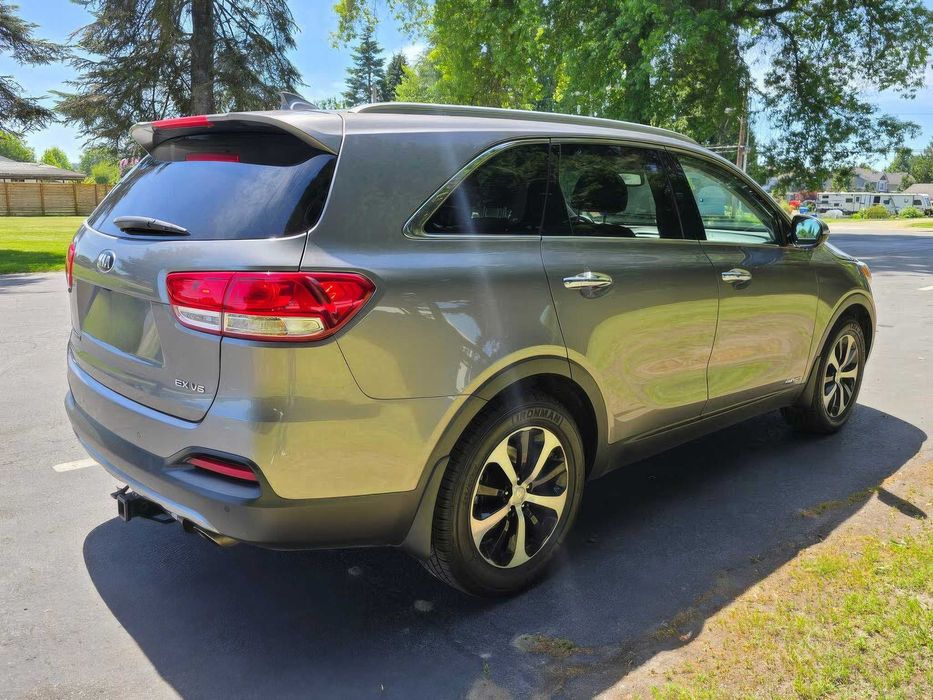 Kia Sorento      2018