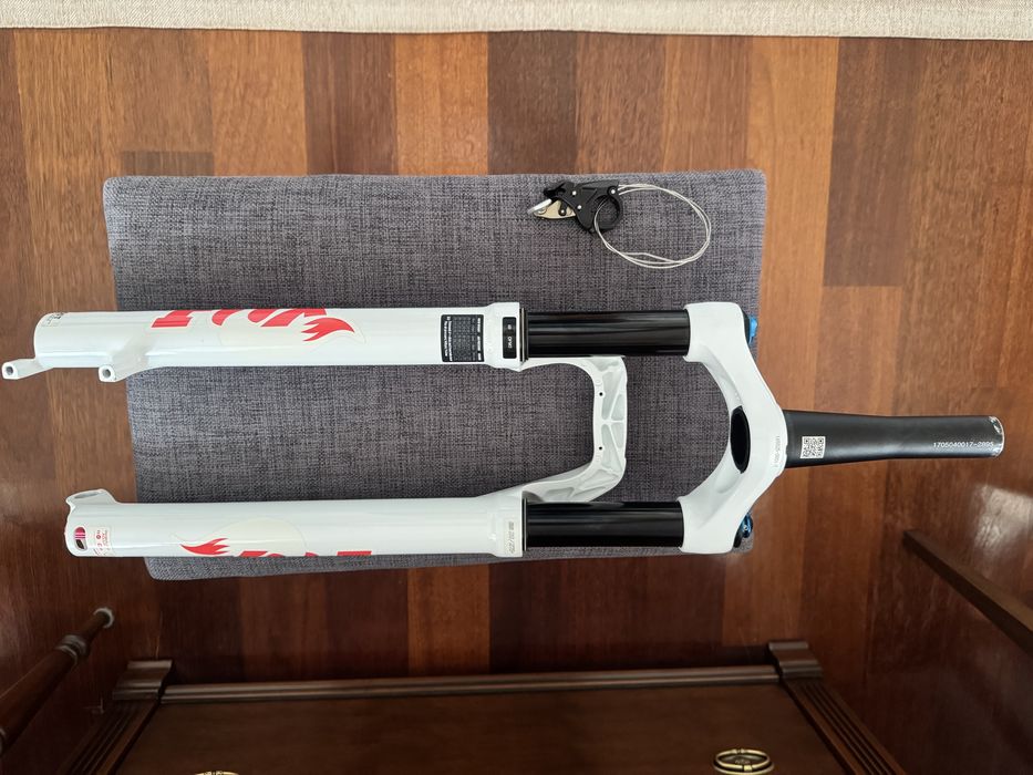 FOX RHYTHM 32 FLOAT 29 100 amortyzator BOOST MTB XC rock shox manetka