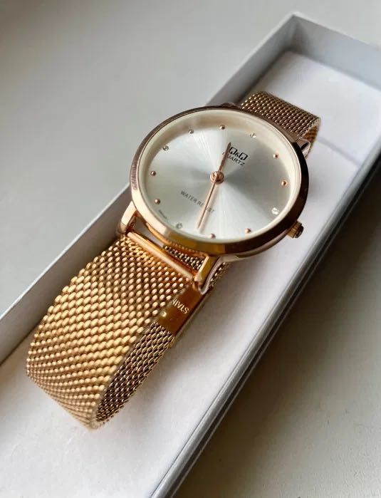 Zegarek damski Q&Q [QA21-011]