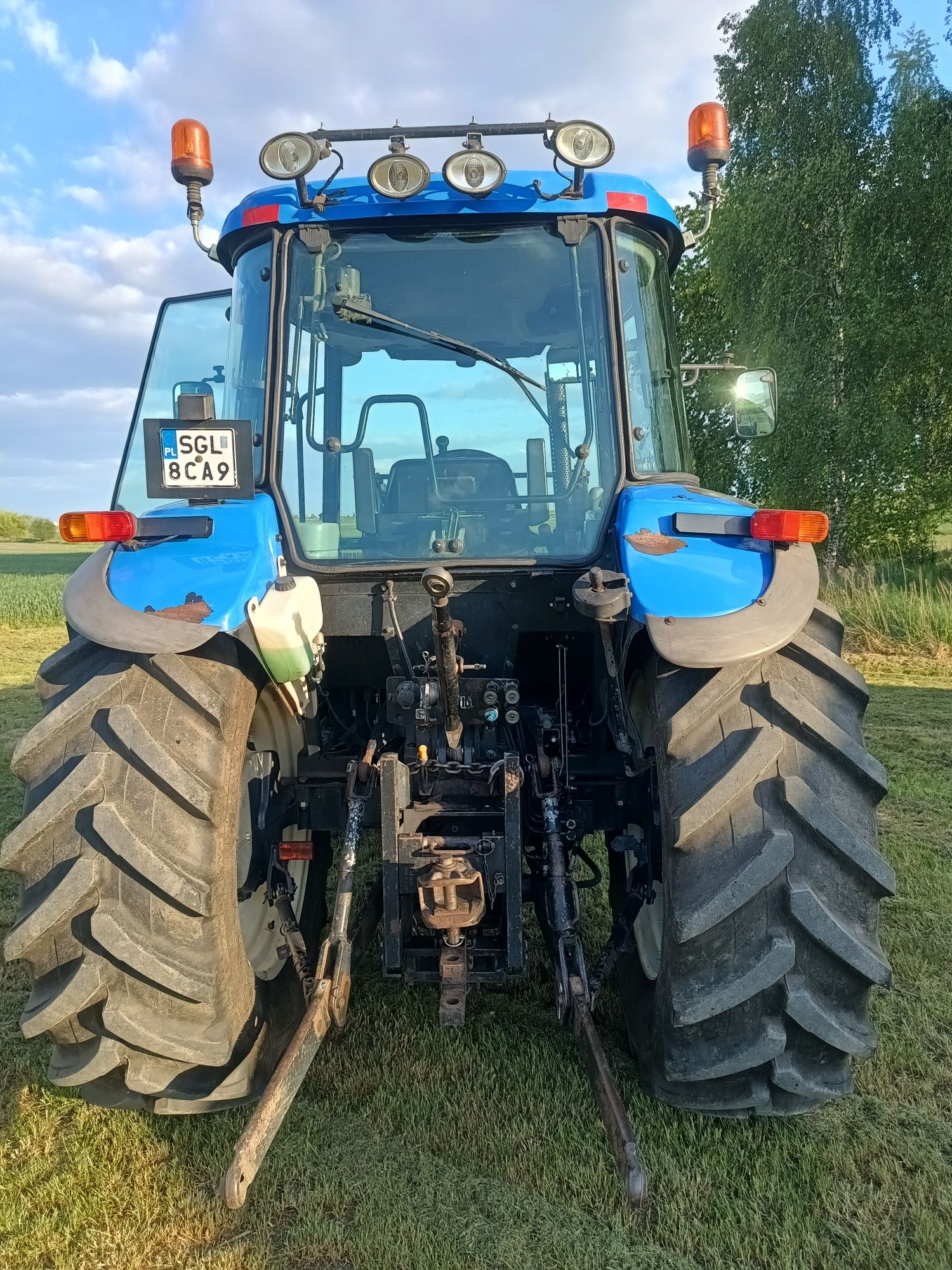 Sprzedam ciągnik New Holland TD 5050