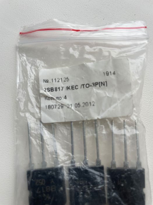 Продам транзистор B817