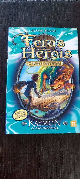 Livros força bovina de intervenção e Feras e Heróis