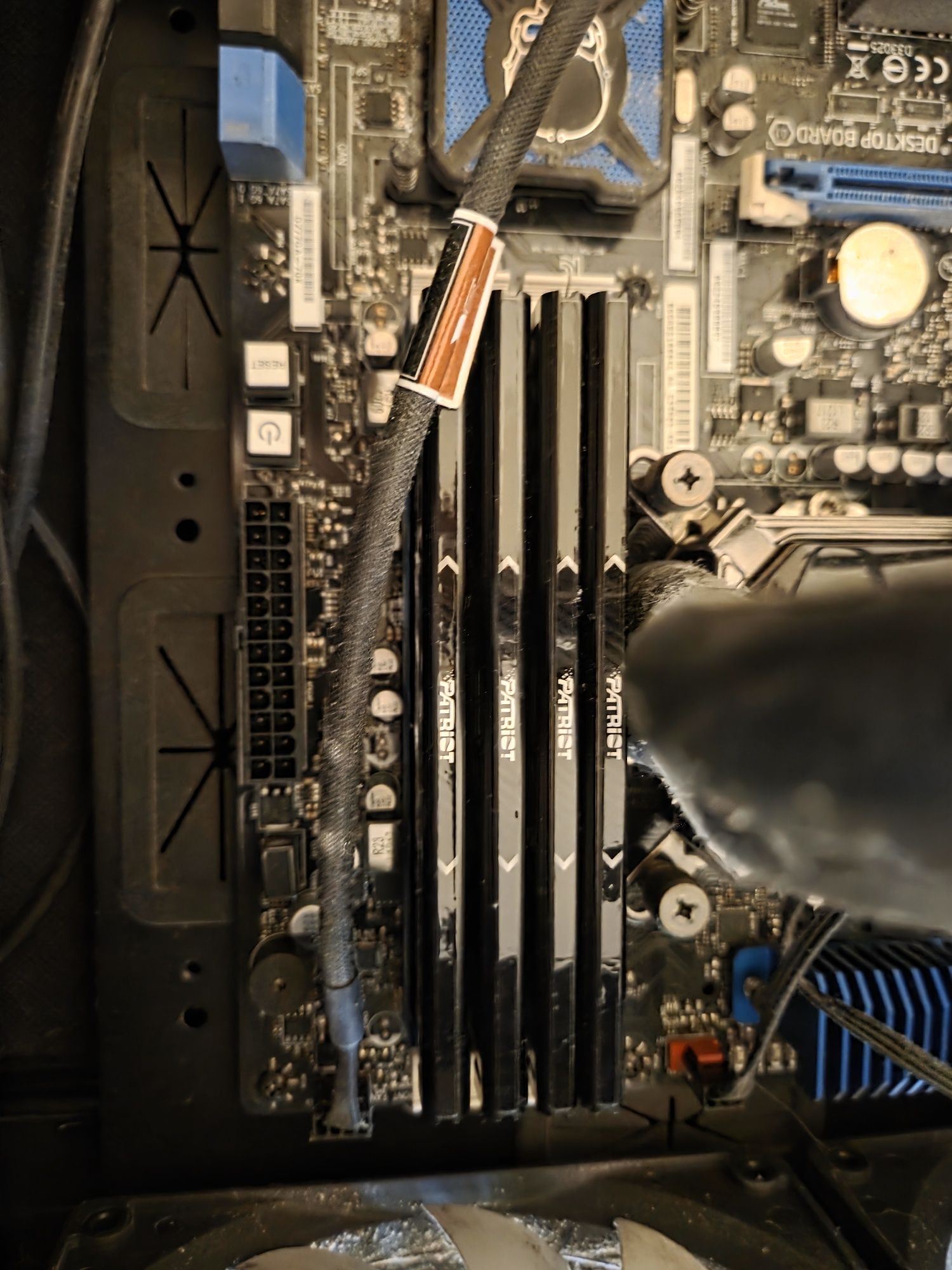 Komputer I7 3770K Ivy Bridge Intel Extreme  Z77 32 GB RAM DDR3