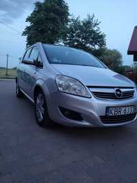 Opel Zafira 1.9 CDTI 150 KM 2008 Cosmo