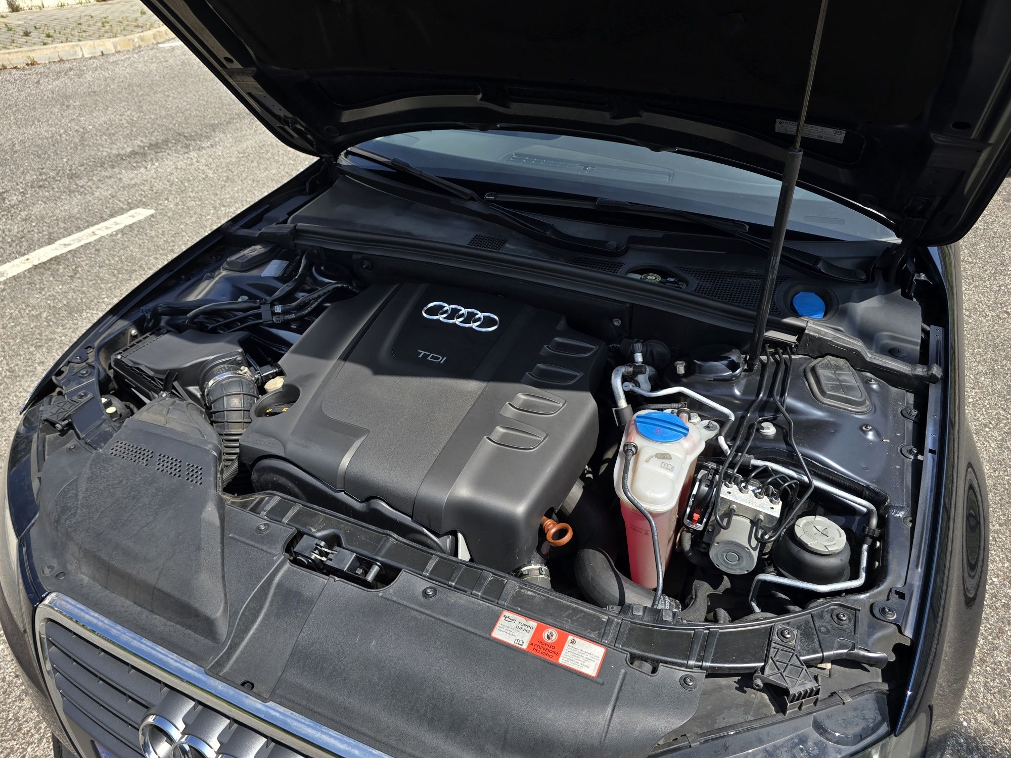 Audi A4 Avant 2.0 TDI 143cv Nacional Impecável