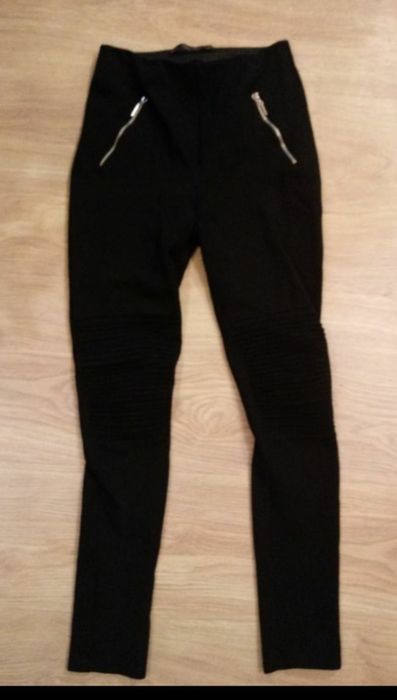Czarne rurki z wysokim stanem XS S Zara spodnie zamki wysoki stan