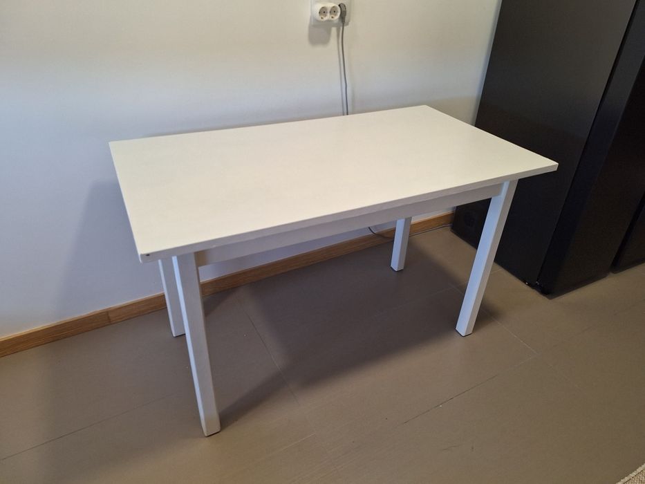 Mesa branca madeira