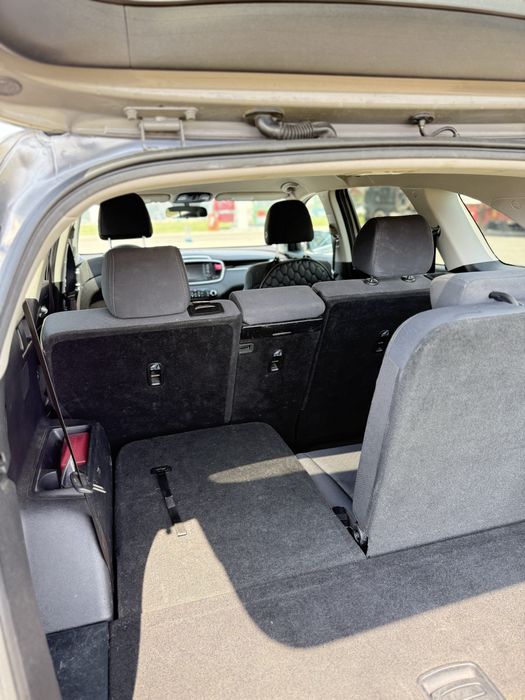 Kia sorento 2019 7 місць