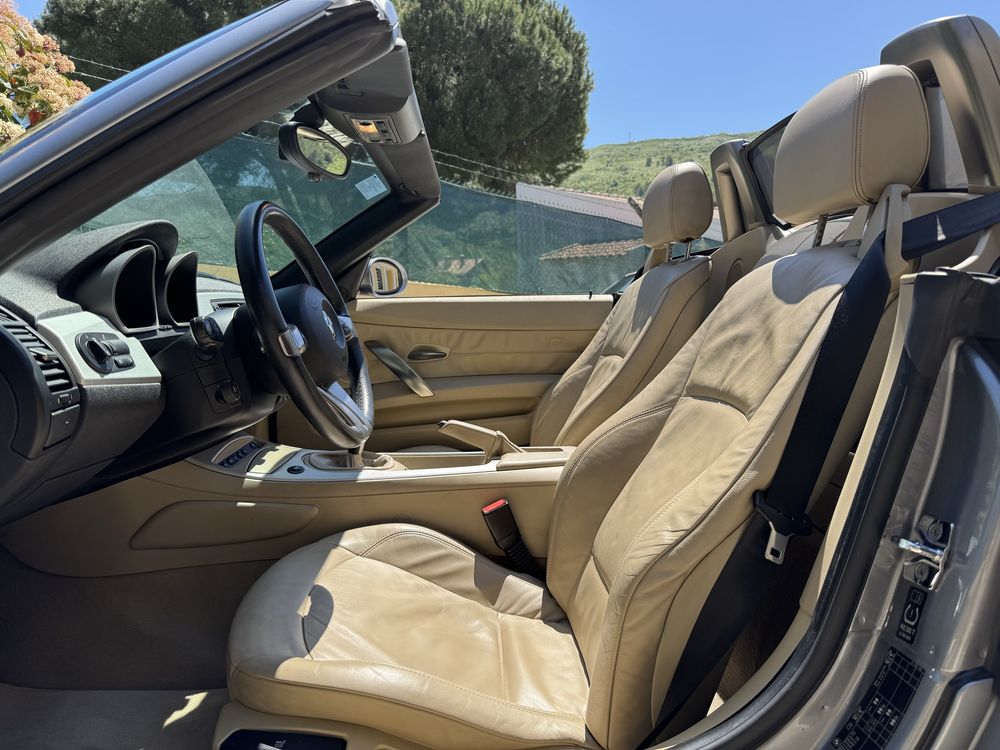 BMW Z4 3.0si 265cv - caixa manual (selo antigo)