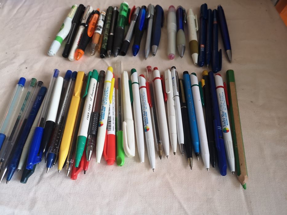 Canetas, ótimo para colecionar