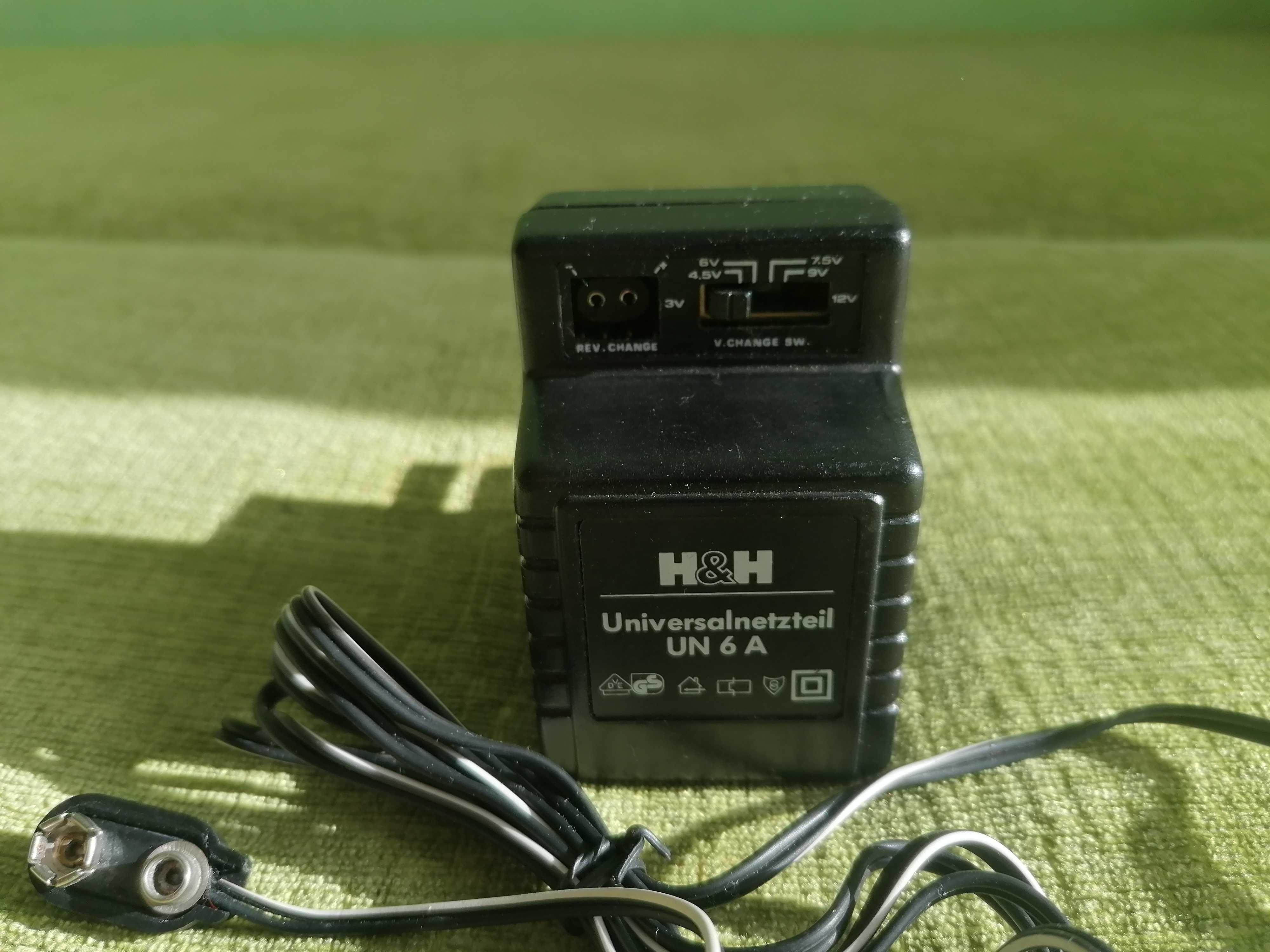 Uniwersalny adapter H&H UN 6/UN 6A z przedłużkami