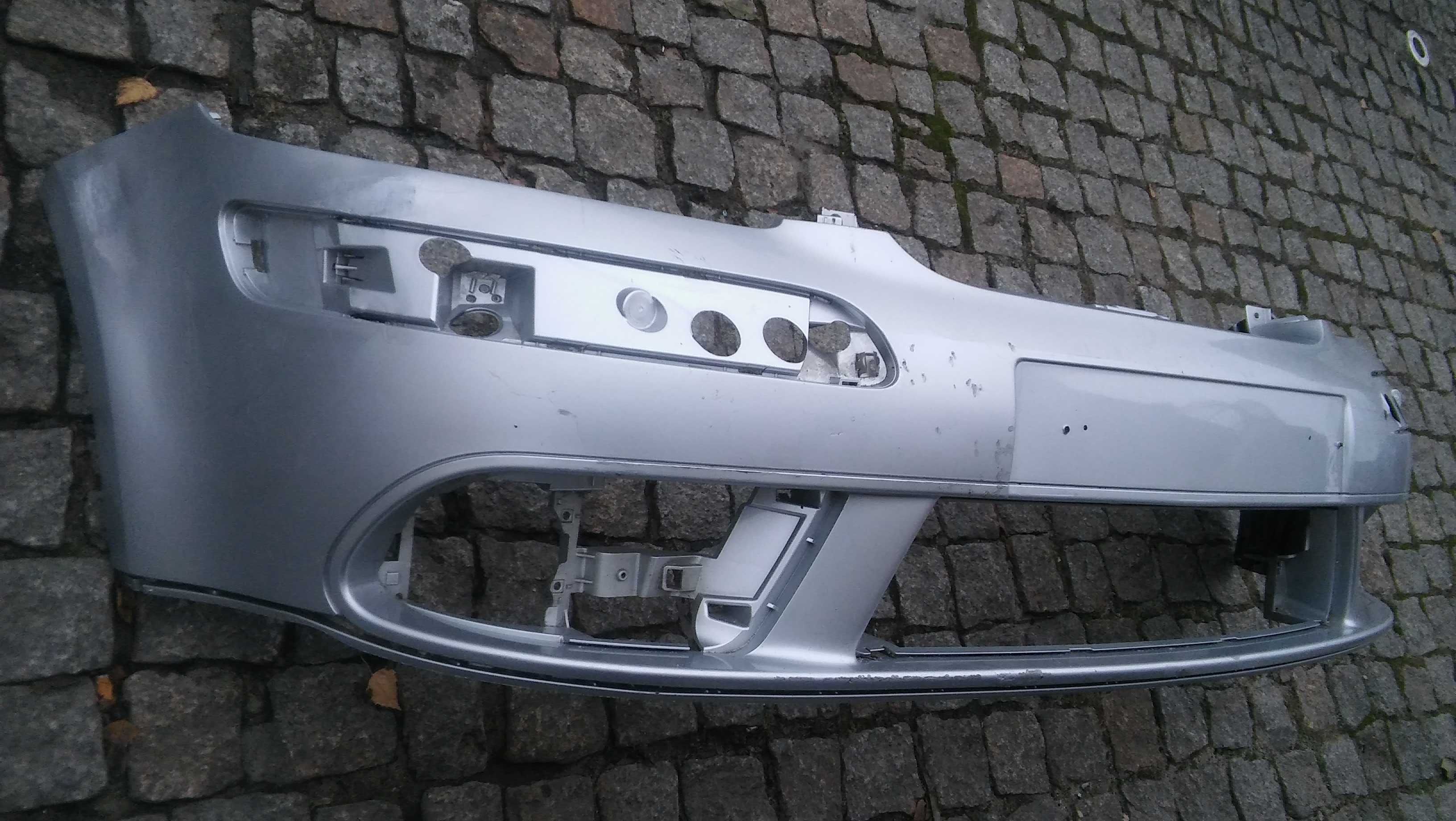 VW Golf 5 Plus,5M0,od 04r,zderzak przód,SREBRNY=LA7W,ślizgi L+P,orygin