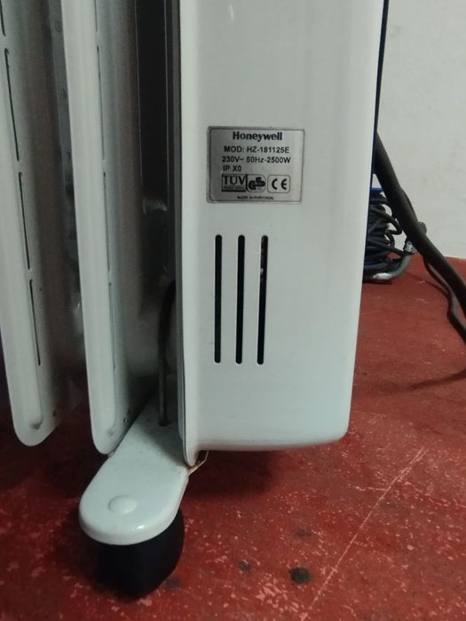Aquecedor a óleo honeywell