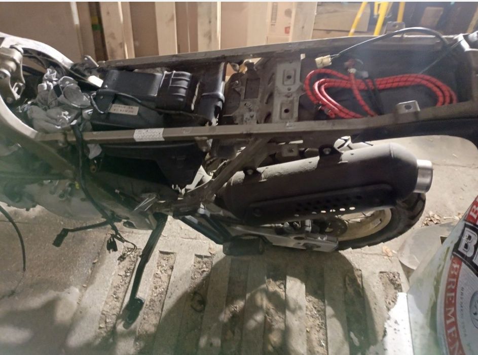 Tłumik lewy Aprilia pegaso 650